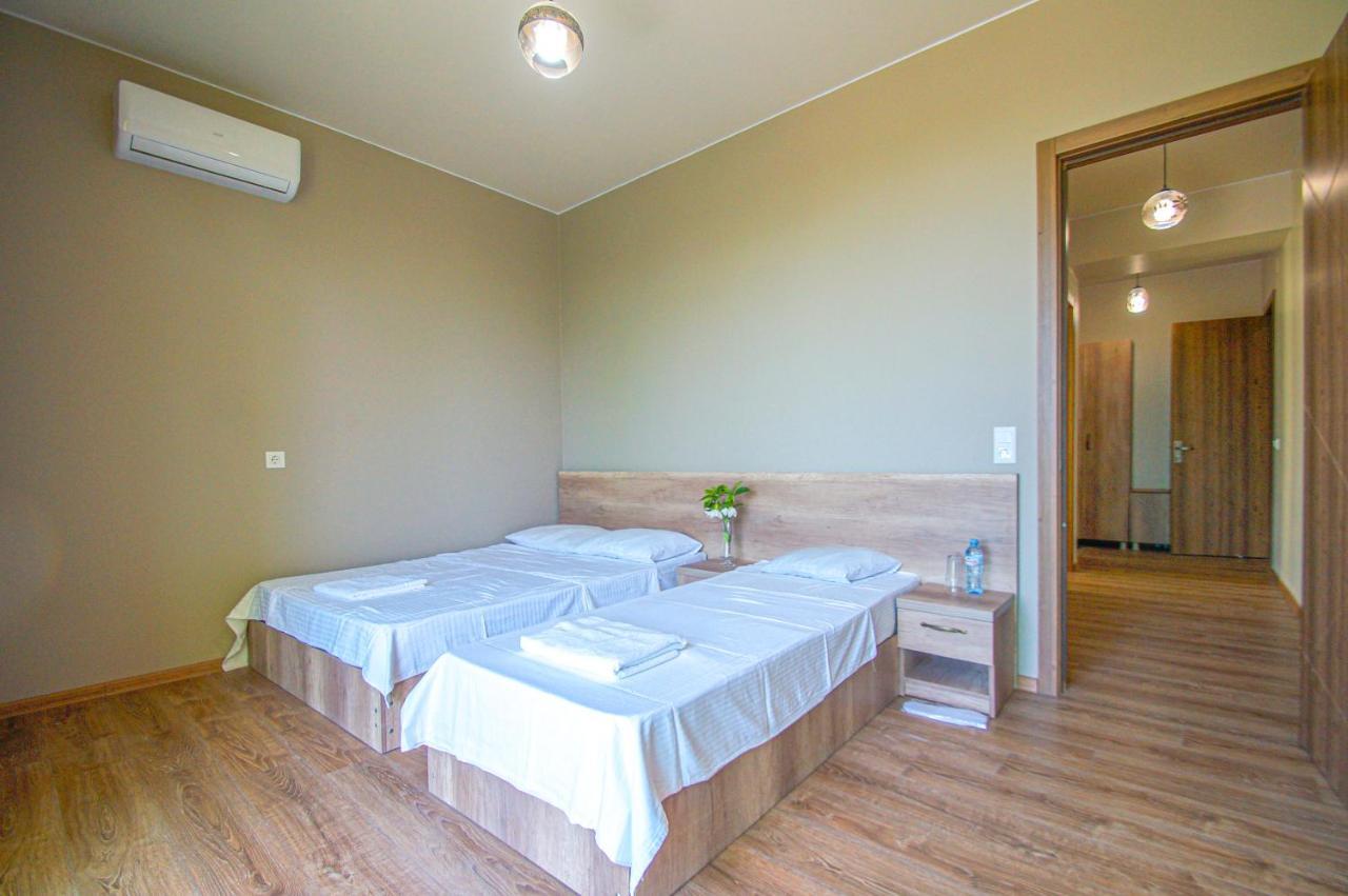 Delta Hotel Уреки Экстерьер фото